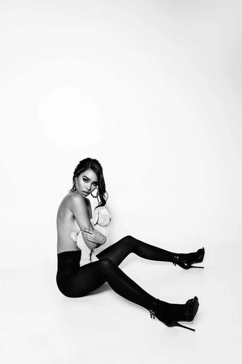 EmilynnRoseNaressa33103-2.jpg
