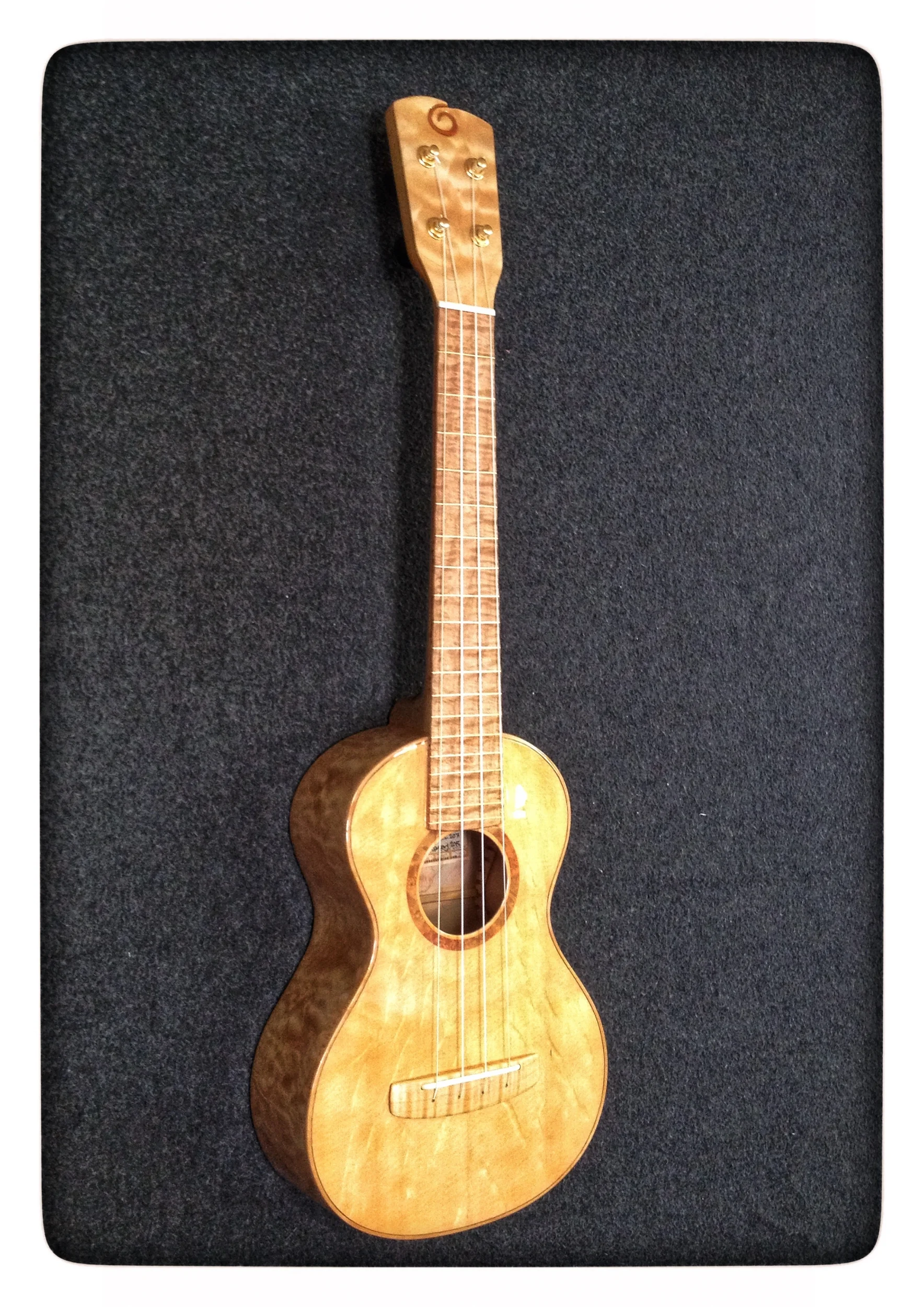Bearclaw Spruce oceana ukuleles
