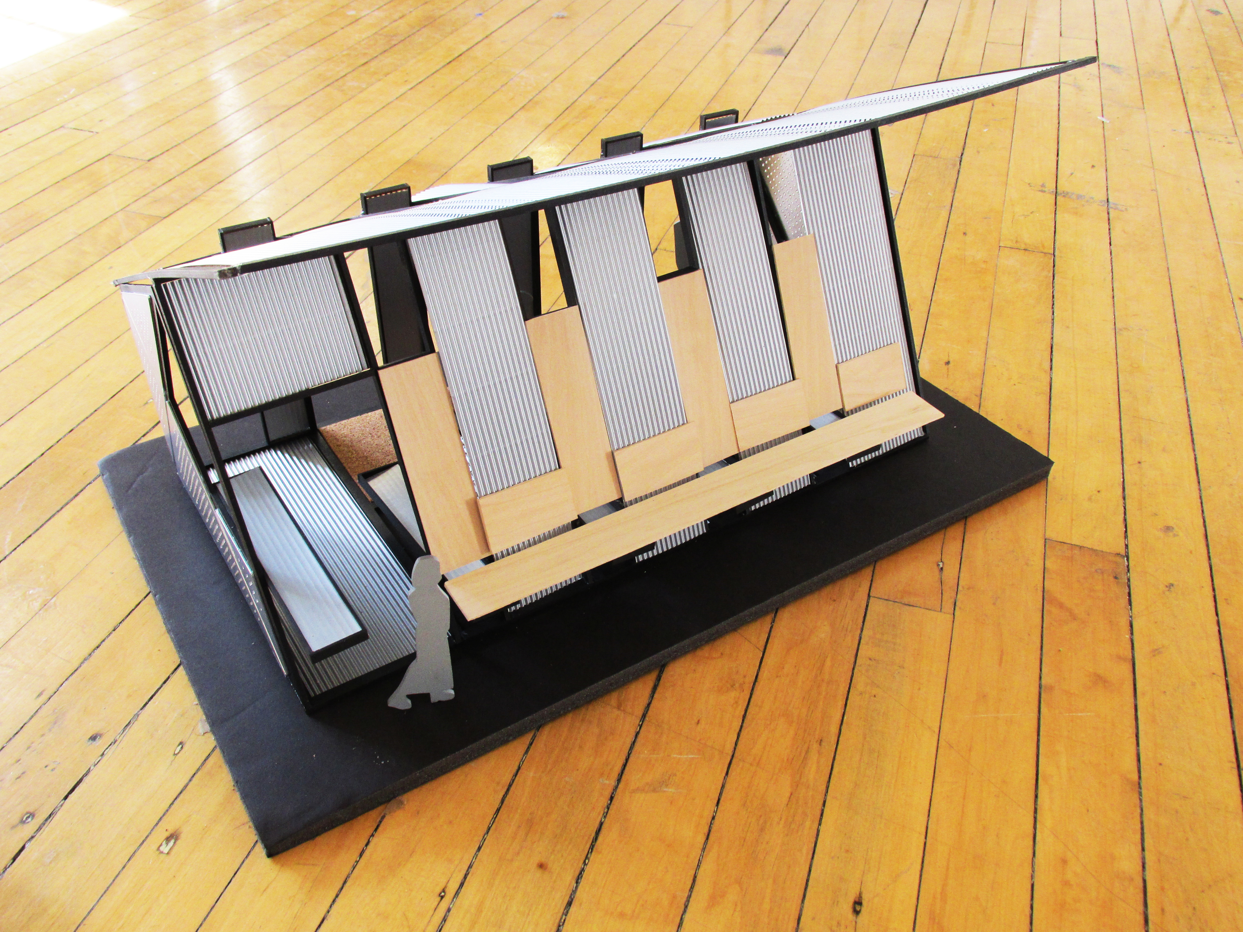 Esposito_Terra-Salomao_modelphoto_01_bench_facade.jpg