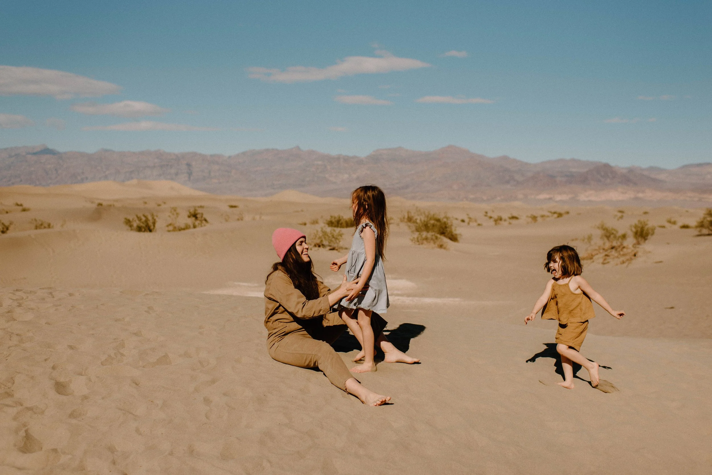DeathValleyFamilySessionByNoelleJohnson-443.jpg