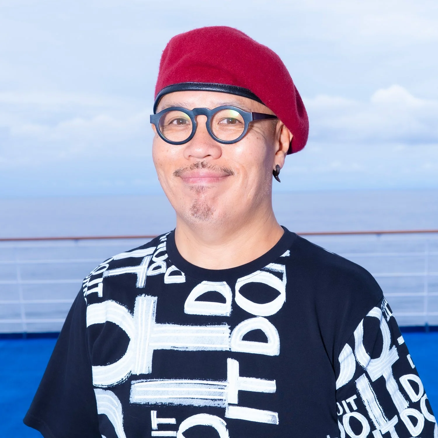 澁谷 和利 KAZUTOSHI SHIBUYA (Bass)