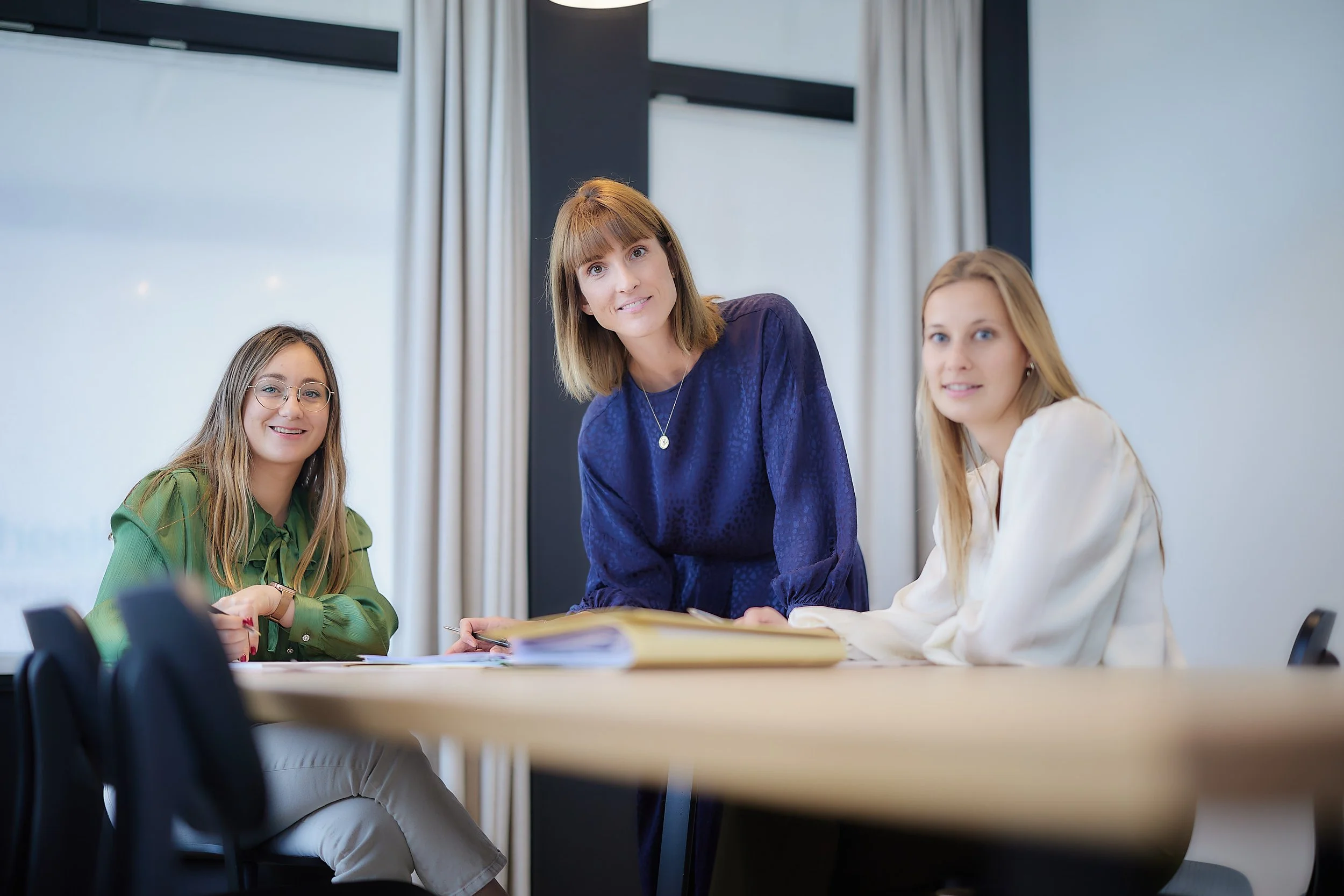 Portretshoot op locatie voor Advocatenkantoor Julie Verbeek