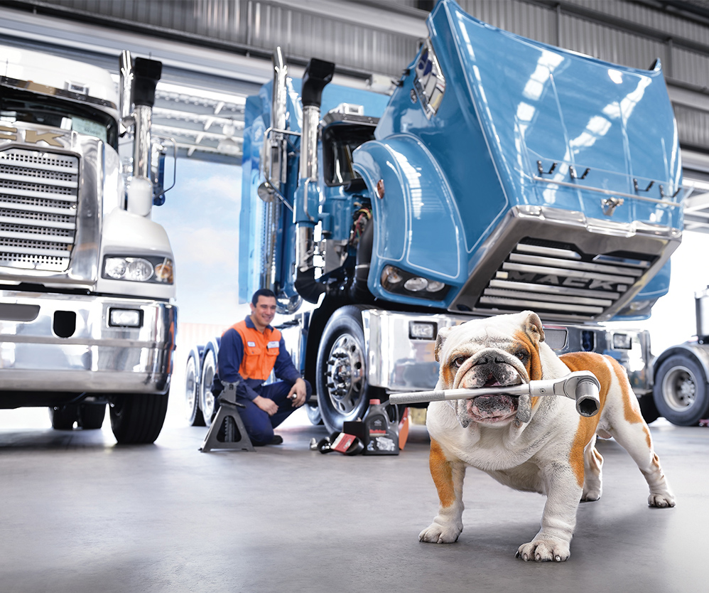 Mack_Service.jpg