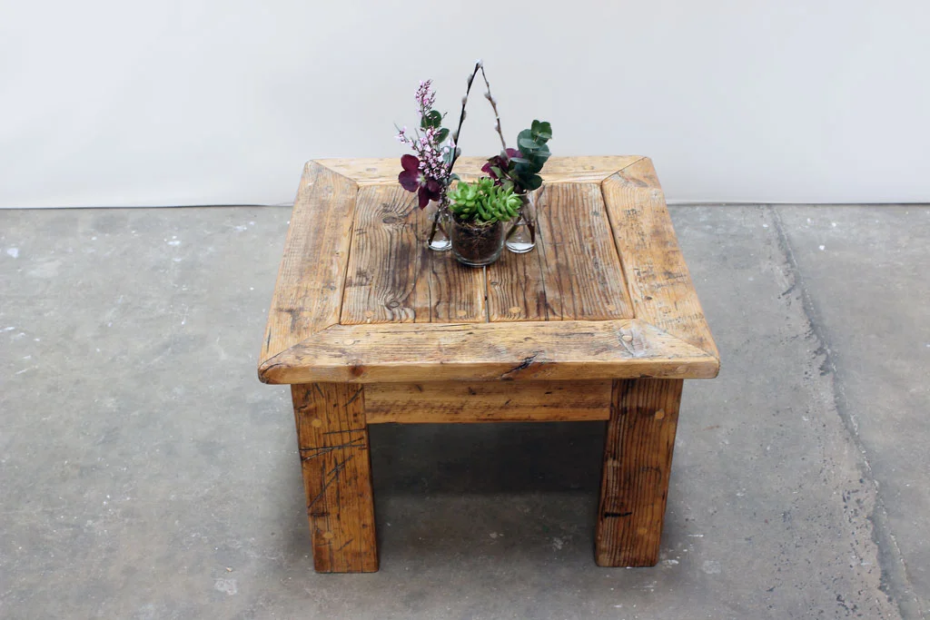 Cozie coffee table