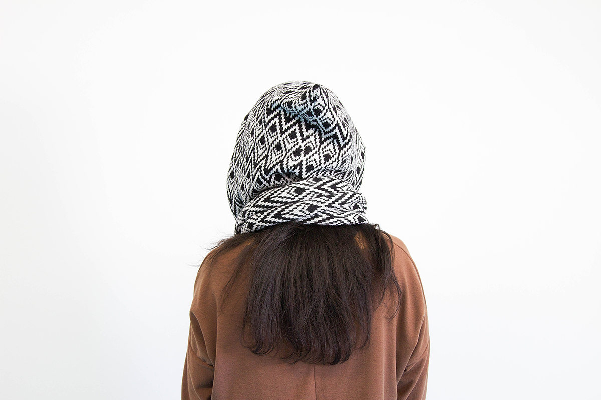 makwa_studio_maggie_thompson_feather_hood_scarf_knitwear_sasha_20.jpg