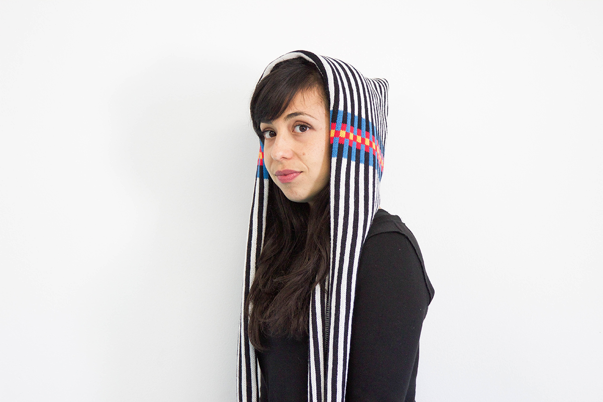 makwa_studio_maggie_thompson_fancy_hoodie_scarf_knitwear_sasha_29.jpg