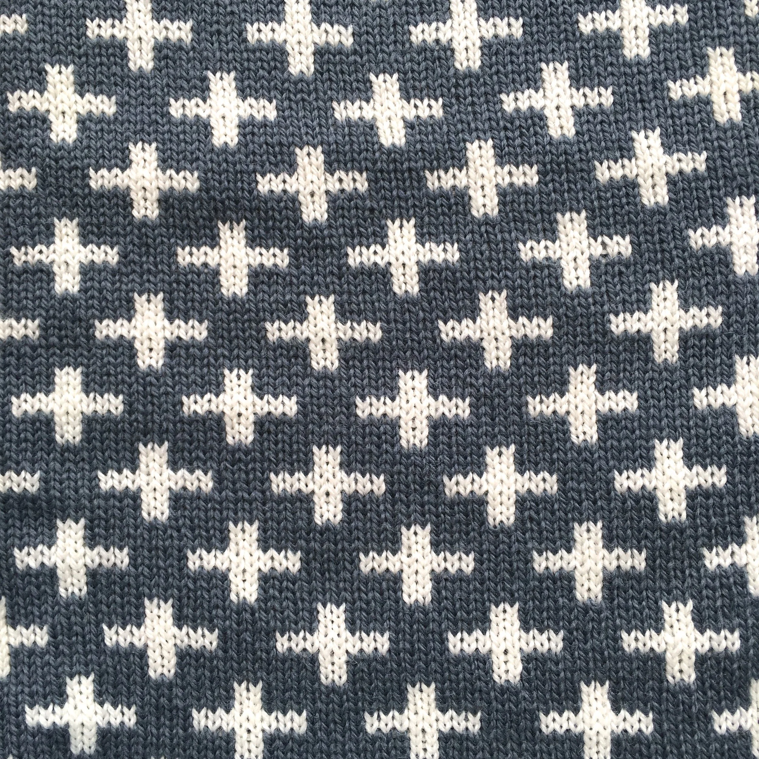 star_pattern_grey_makwa_studio_knitwear.jpg