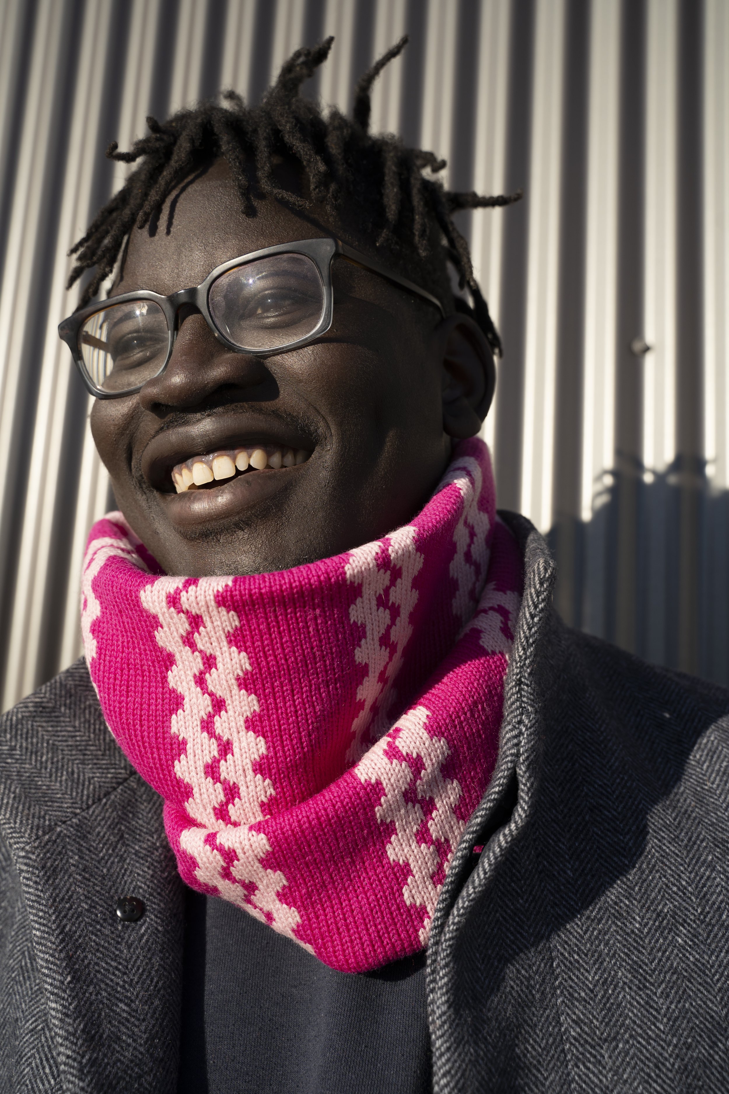 makwa_studio_rick_rack_cowl_knitwear_machine_knitting_pink_isaac_16.jpg