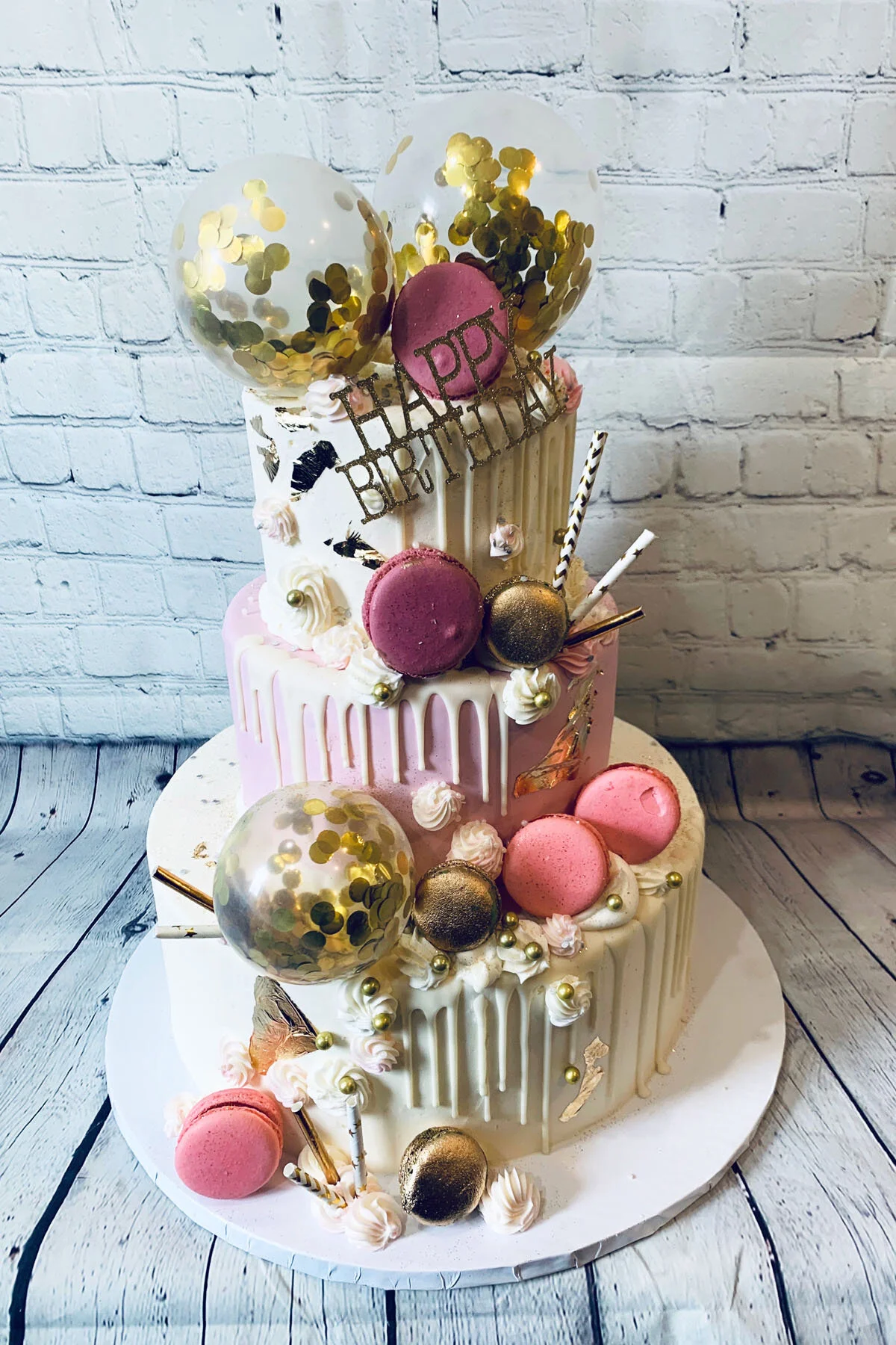 macaroon cake .jpg