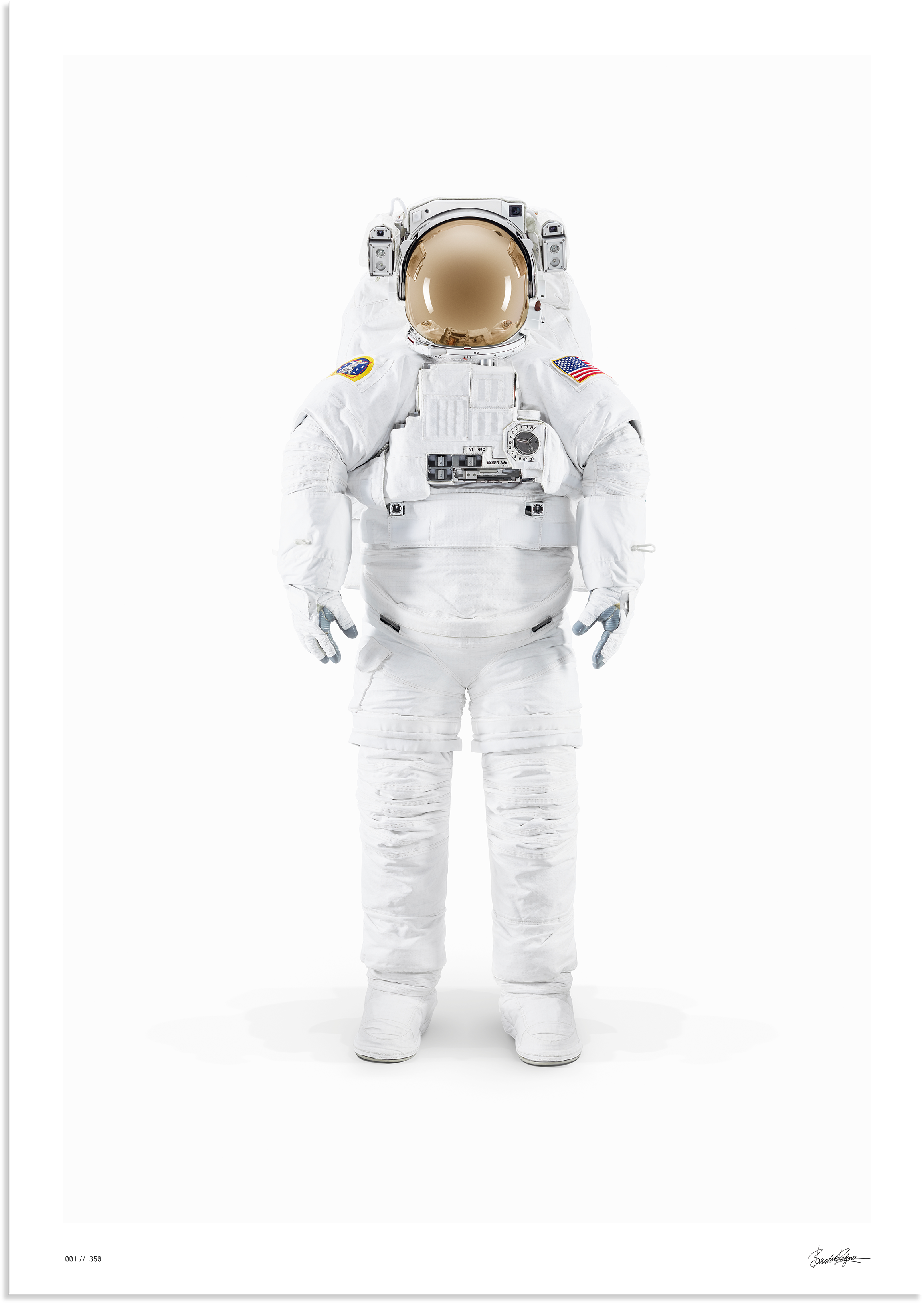 EMU SUIT // — NASA I PAST & PRESENT DREAMS OF THE FUTURE