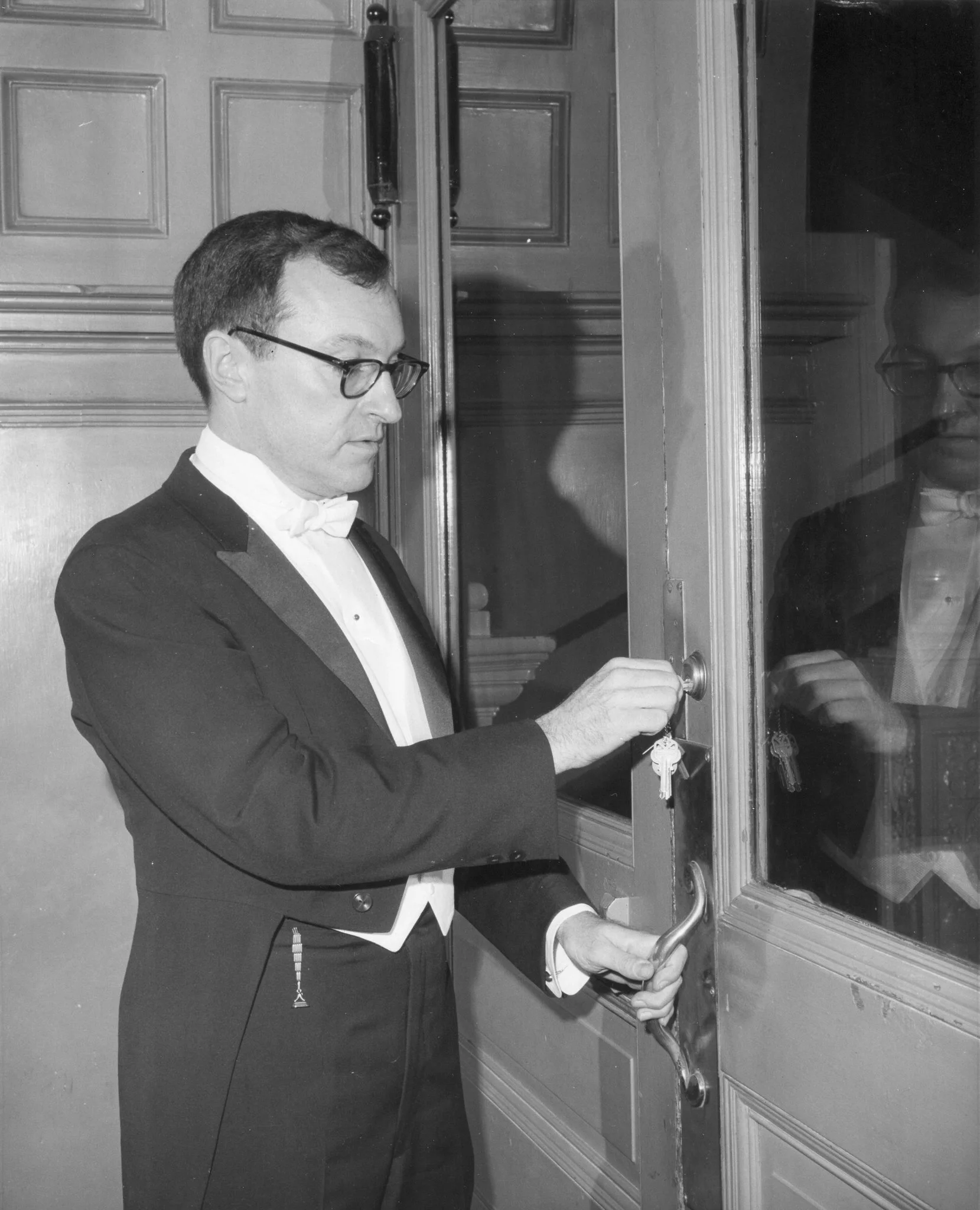 Mr. Hubay locking the old Metropolitan Opera, at Broadway and 39th Street, after a farewell gala in 1966. The company moved north to Lincoln Center, and its previous home was torn down. Credit via The Metropolitan Opera