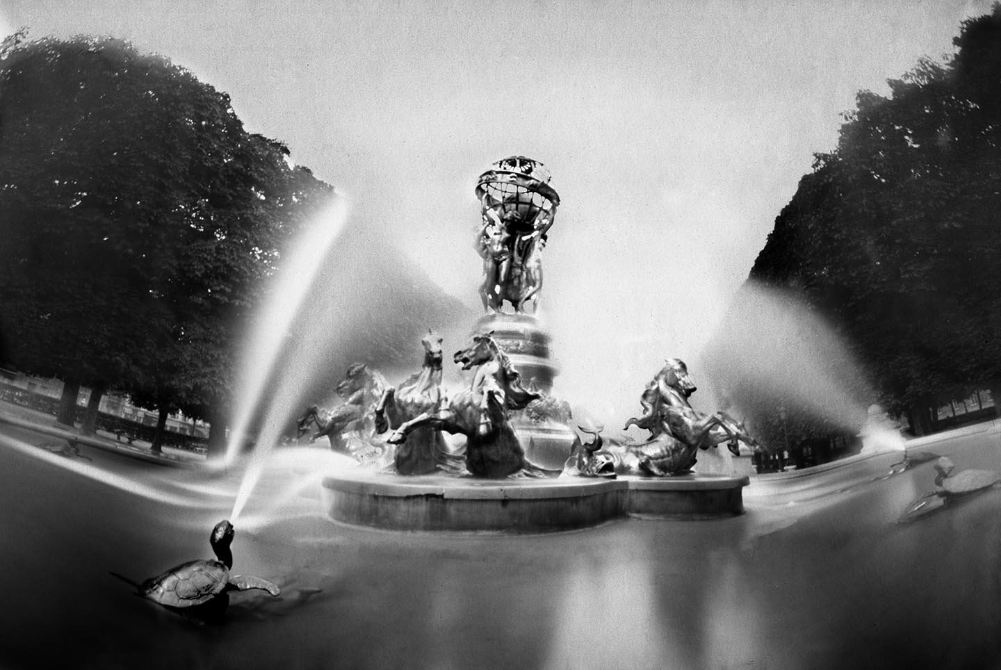 FONTAINE DE L'OBSERVATOIRE - PORT ROYAL, PARIS.