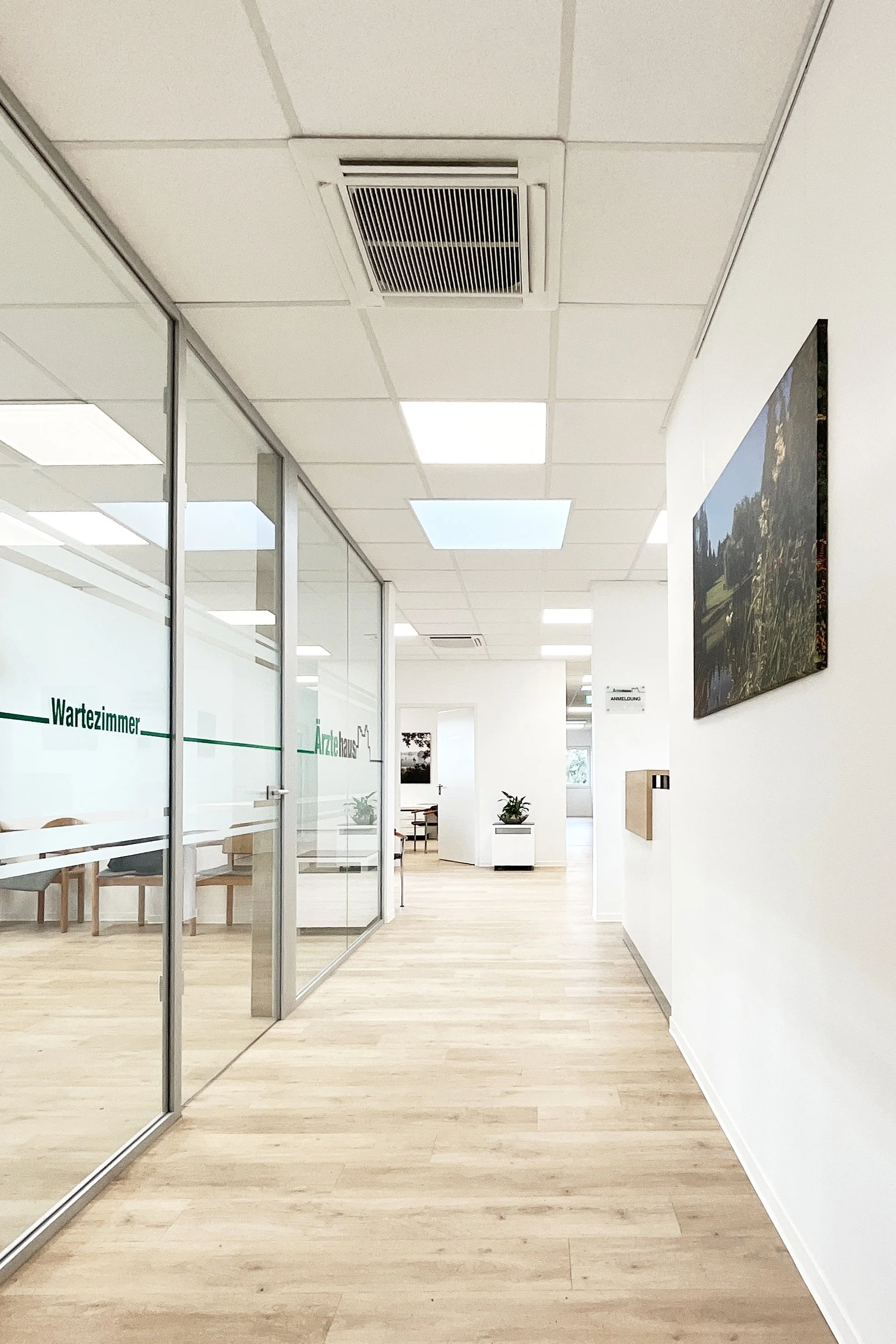 Althaus Architekten BDA Marburg_Aufstockung Praxis_2.jpg