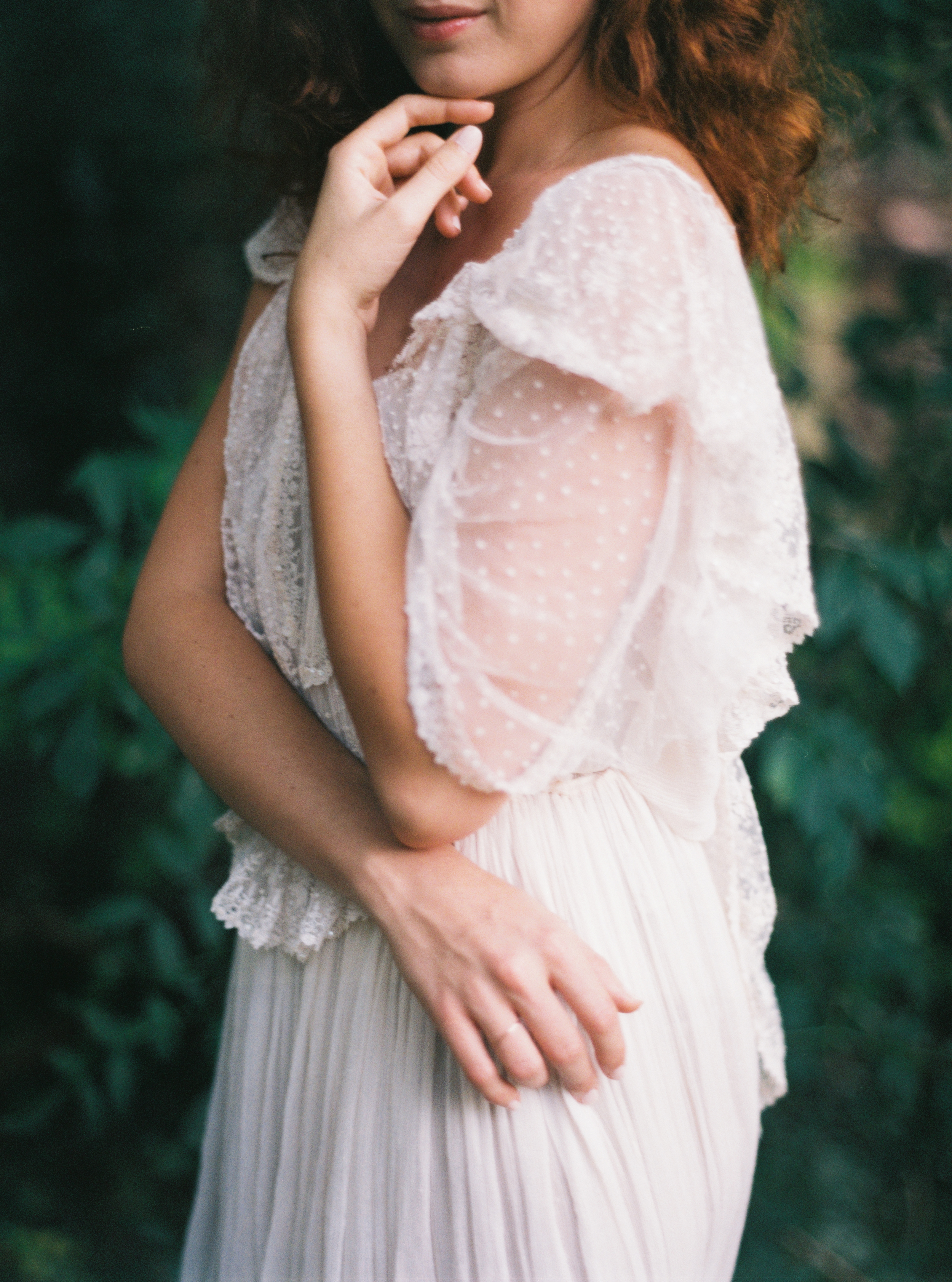 Photo by Tamara Gigola. European Workshop by Ginny Au. Inspirational bridal shoot. Dress by Gossamer Vintage. 