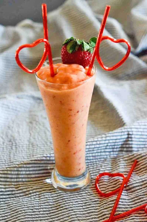 Sweetheart Surprise Fruit Smoothie - Cooking with Kids by The Gifted Gabber This recipe is great for getting kids to help in the kitchen, and of course, for drinking!