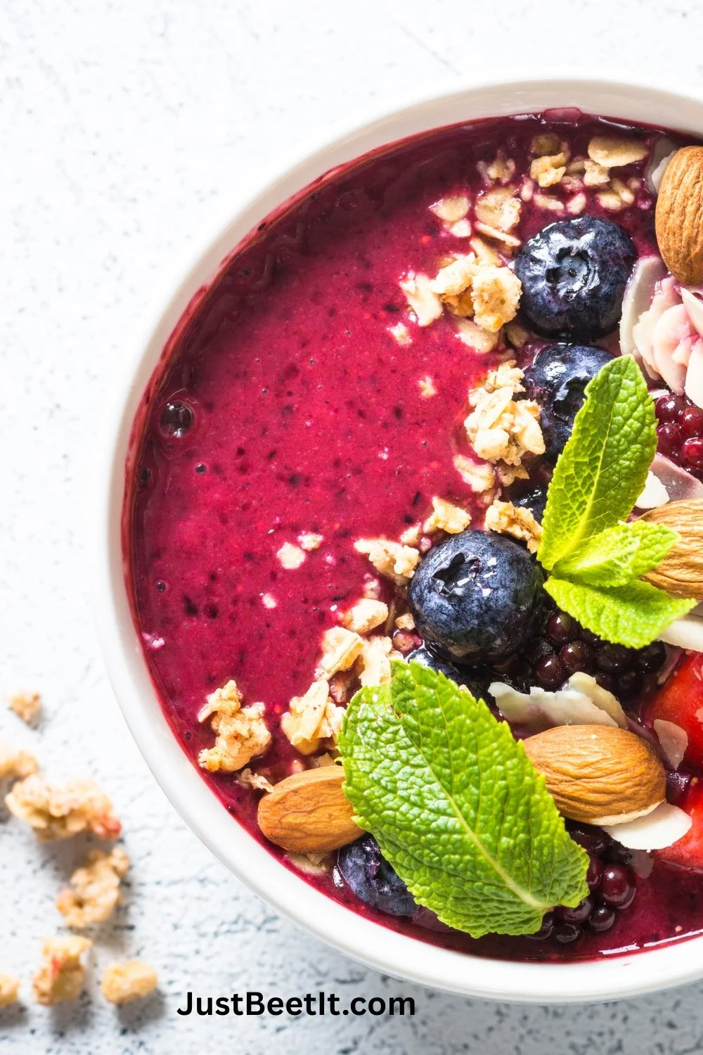 Beet Smoothie Bowls to Keep College Students Full and Alert through Class