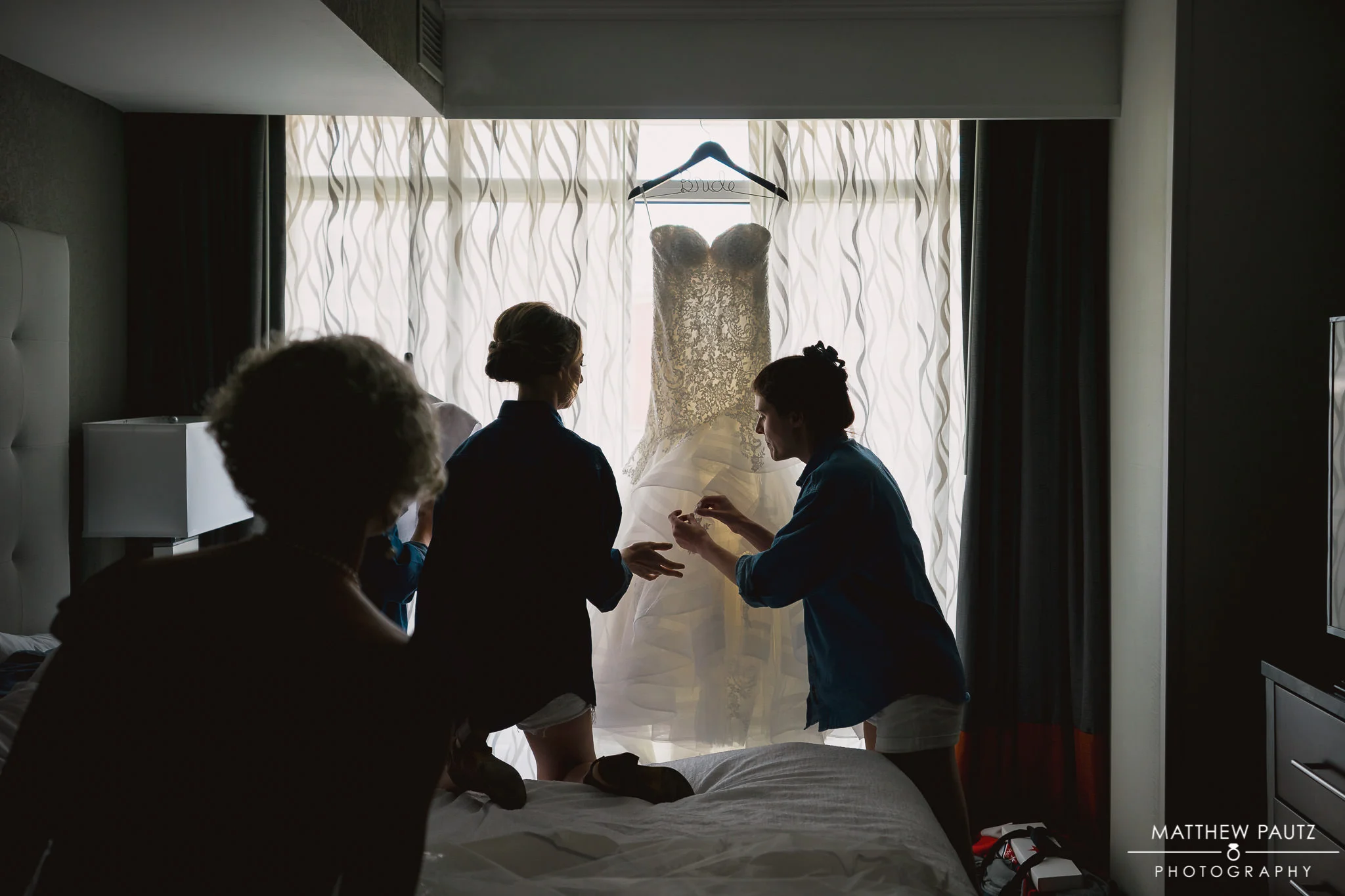 Web-11.04.17-hannah-cameron-wedding-037.jpg