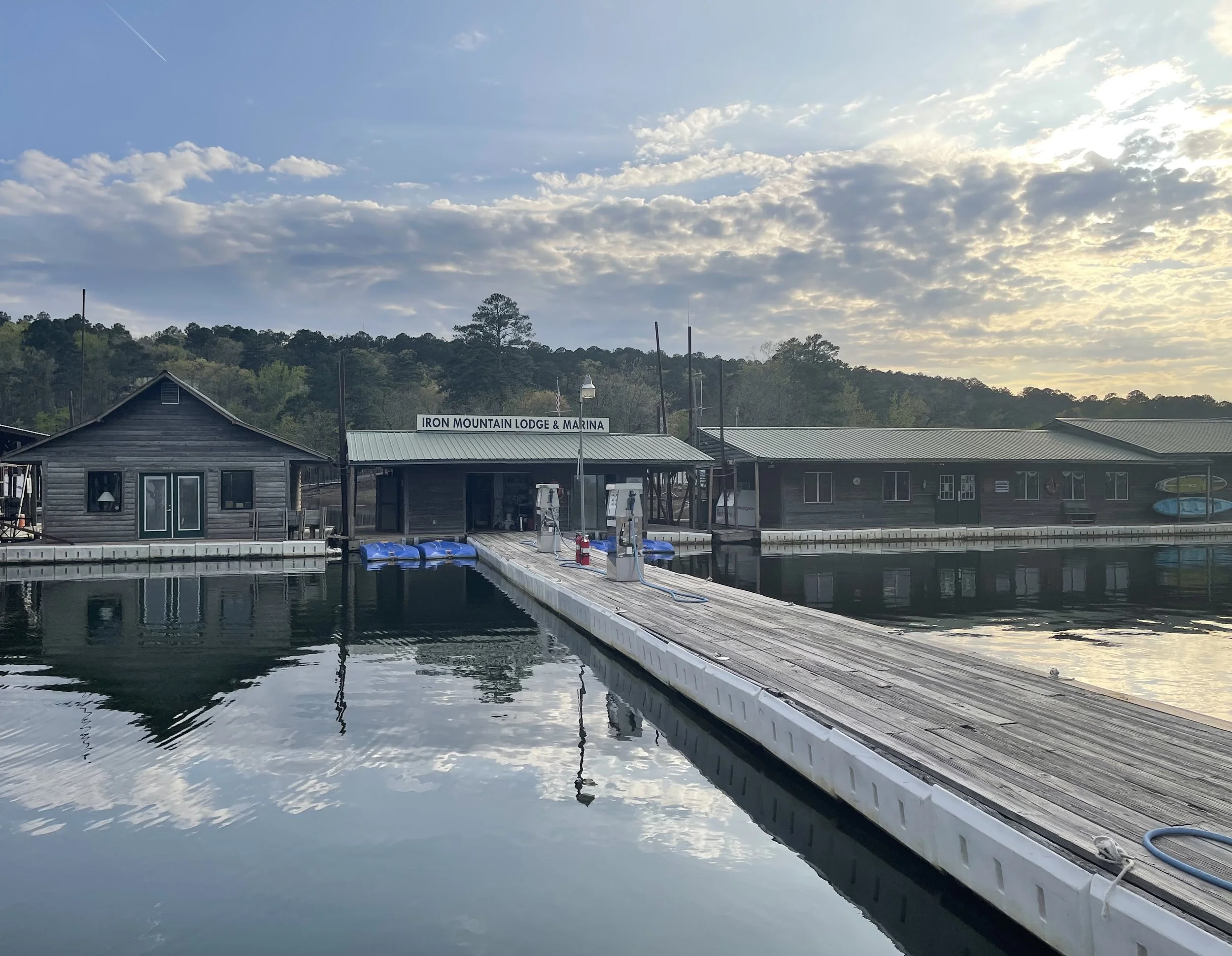 Iron Mountain Lodge and MarinaIron Mountain Lodge and Marina