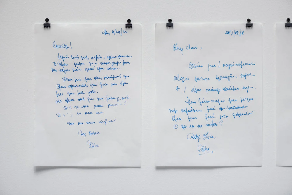  Lettres à Papa, 2013    Papier Sumi-e et nankin   29,7 x 252 cm   Photographie : Édouard Fraipont    