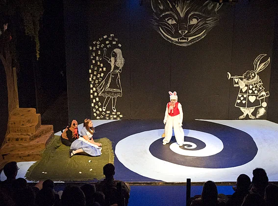 ALC-0004D Alice in Wonderland, Harlequin Theatre, Northwich, Cheshire.jpg