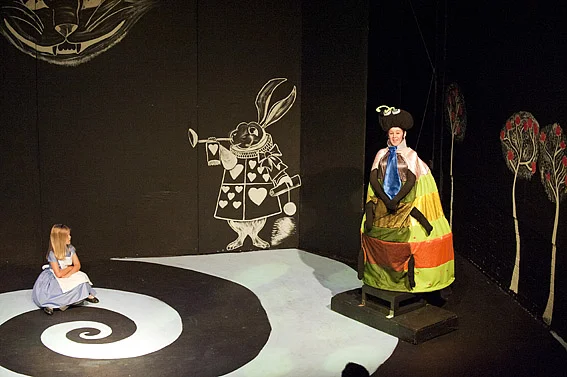 ALC-0010D Alice in Wonderland, Harlequin Theatre, Northwich, Cheshire.jpg