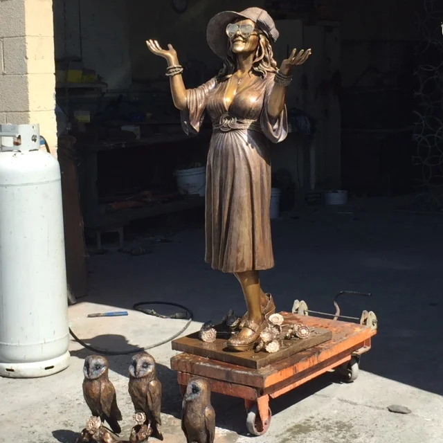 Mama Irene and three owls