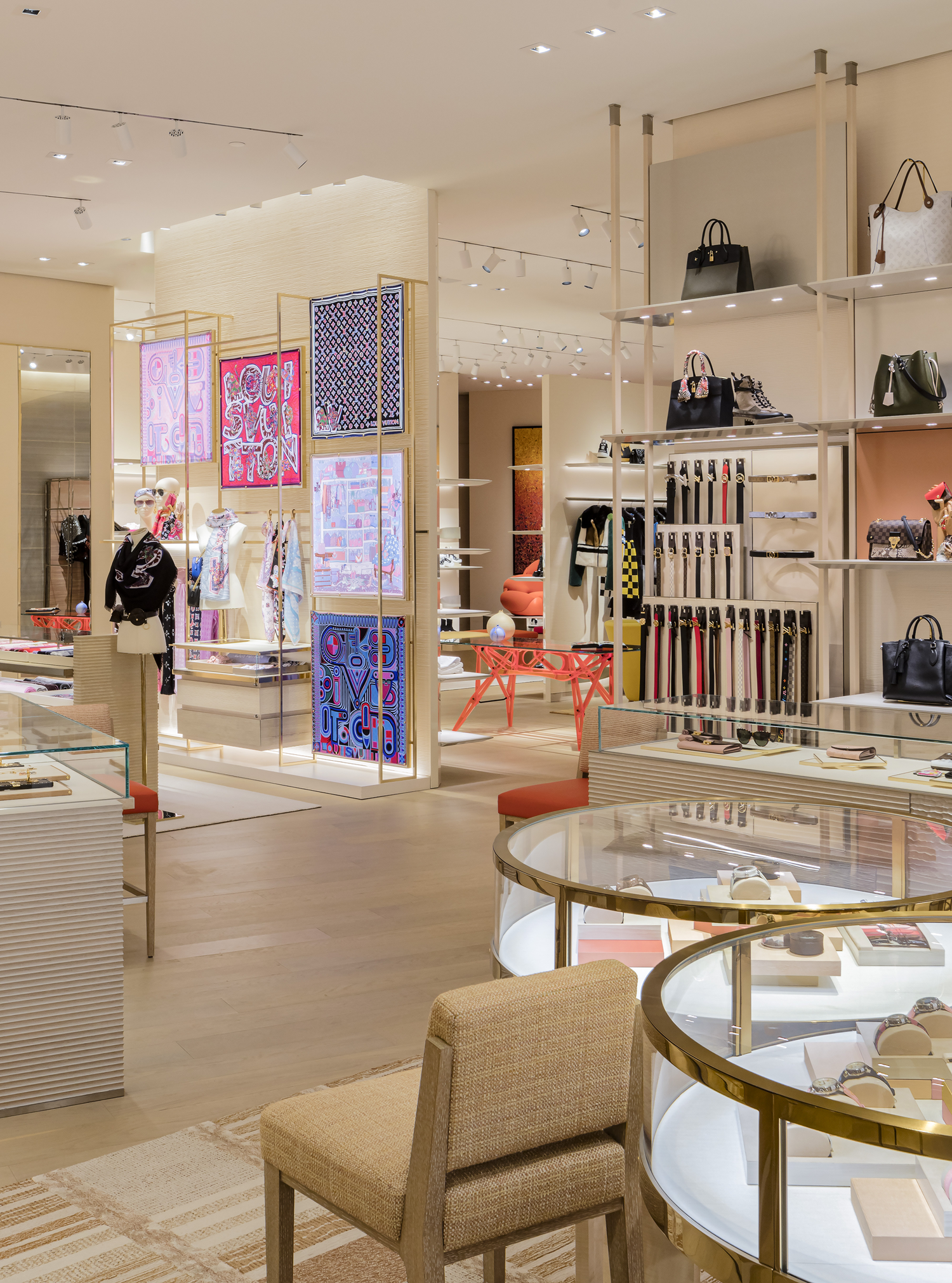 Louis Vuitton Lv Bellagio Women's Store, United States