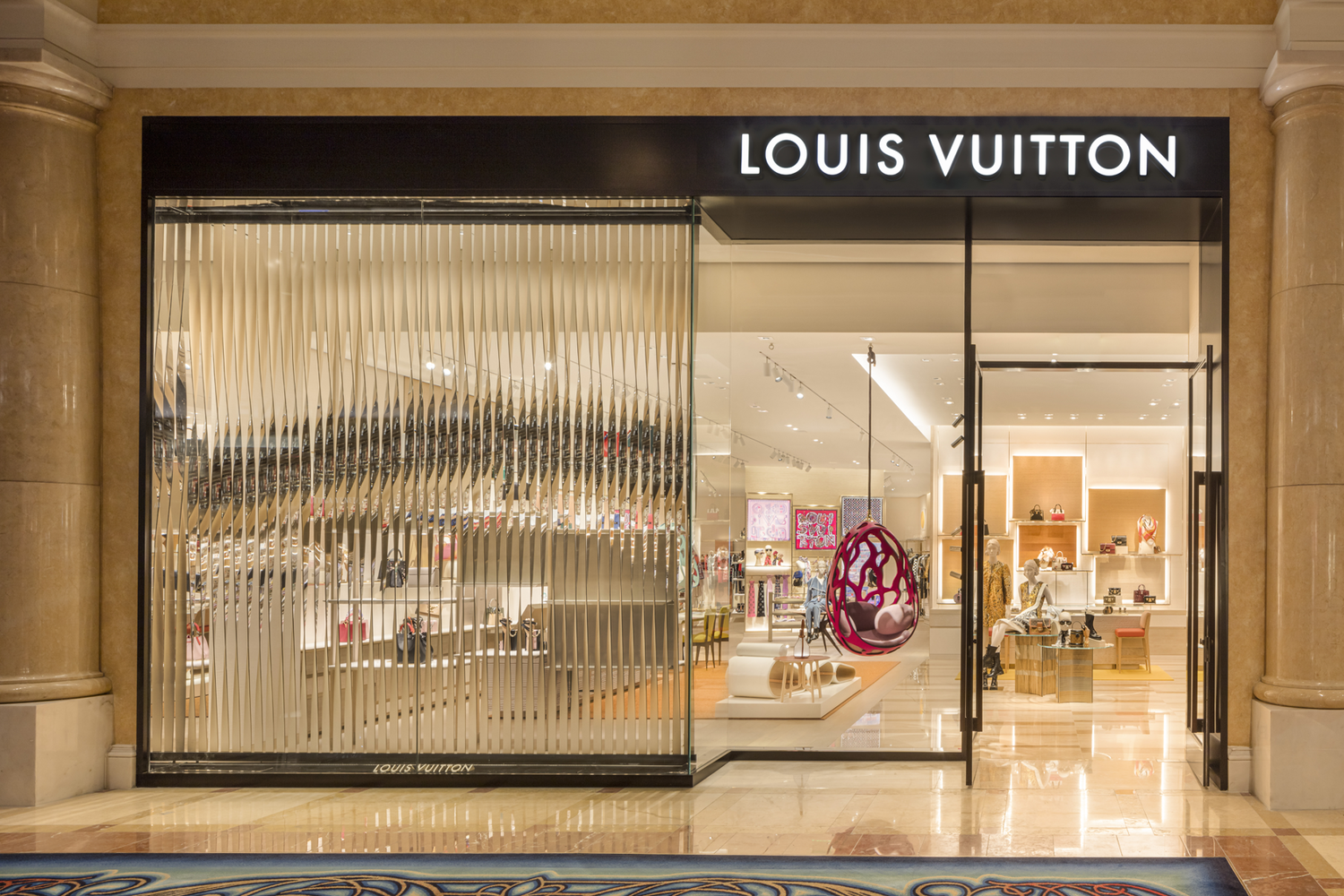 Louis Vuitton Lv Bellagio Women's Store, United States