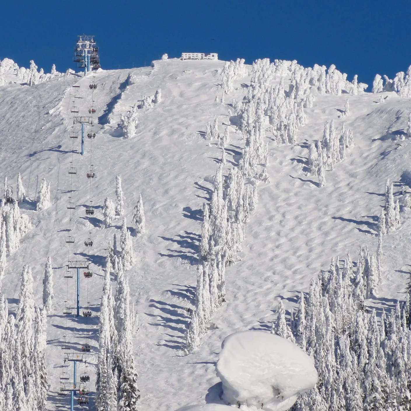 Mount Washington, by Marcin Chady.jpg