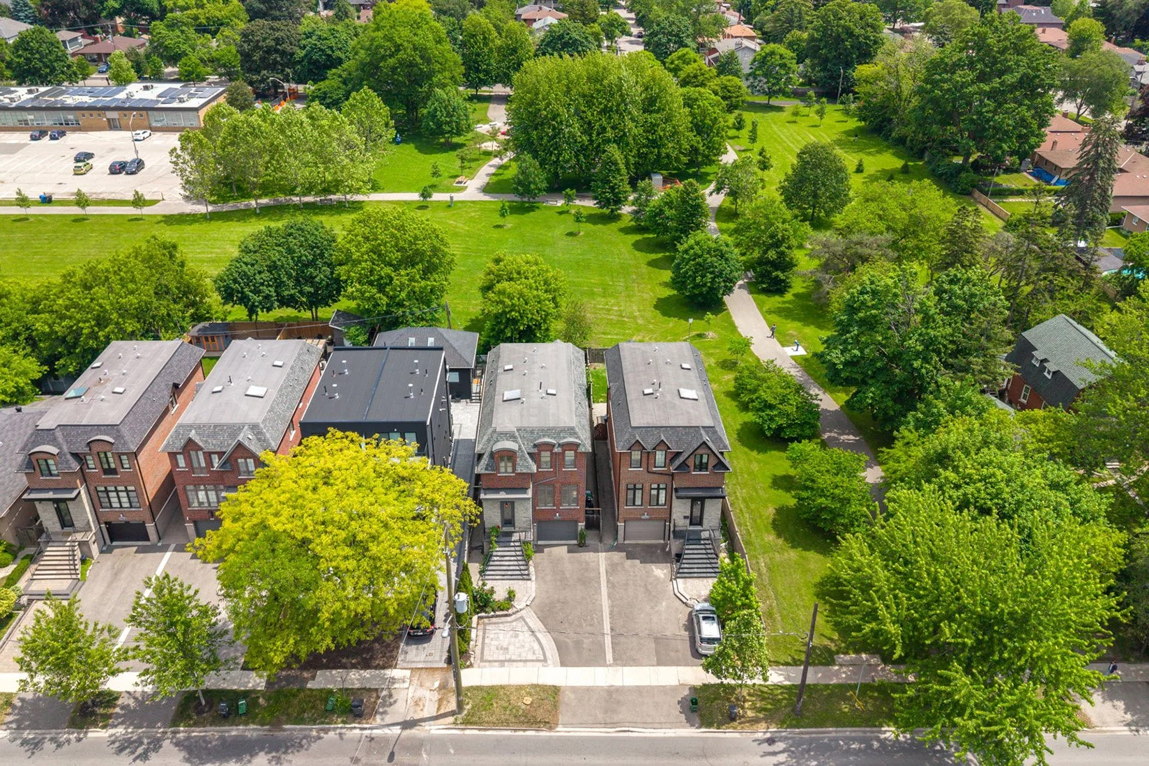 0000 - 1113B Islington Ave, Toronto, ON OVER.jpg