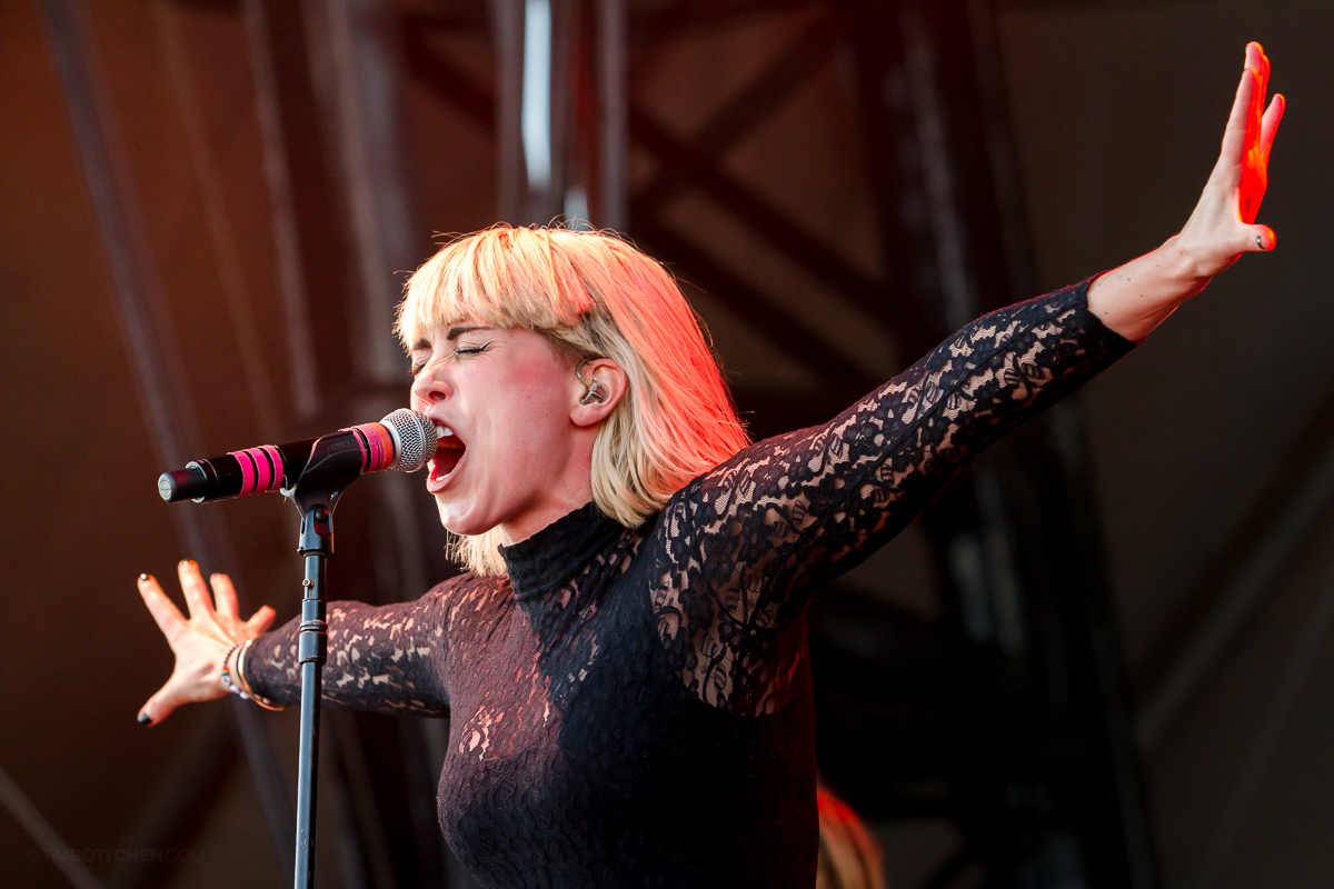 Grouplove at LouFest