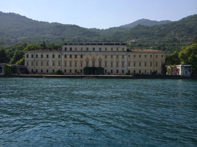 NT.COM_LAKES6.jpg