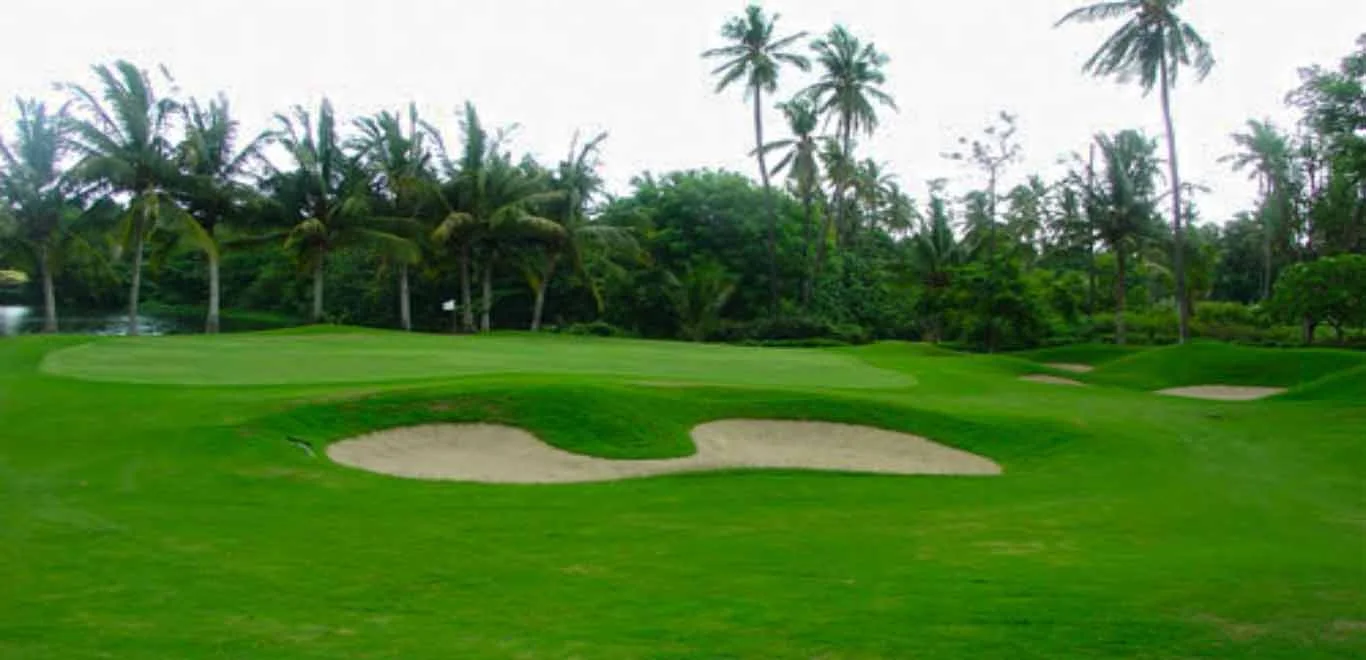 Gili-Trawangan-Lombok-Activities-Golfing-Golf-Course-01.jpg