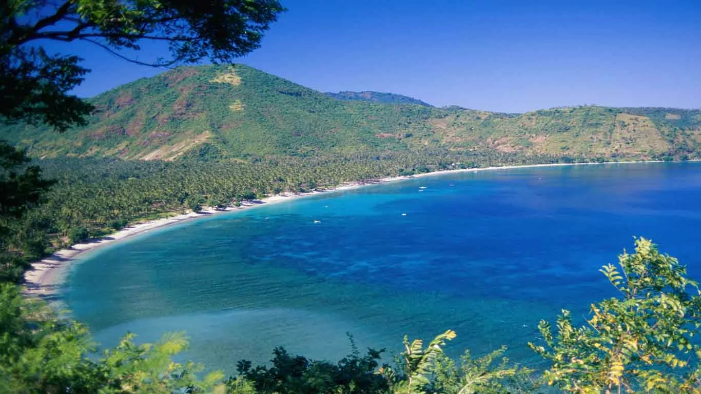 Gili-Trawangan-Lombok-Activities-Lombok-Tours-Trip-Trekking-Sightseeing-Mountain-Climb-Rinjani-01.jpg