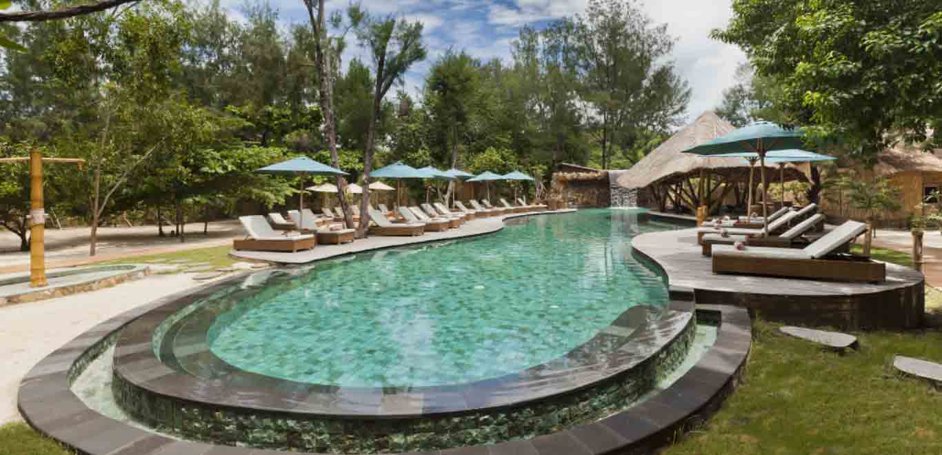 03-Gili-Trawangan-Lombok-Hotel-Rooms-Facilities-Swimming-Pool-Swim-Pool-Bar-03.jpg