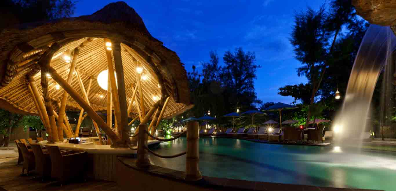 08-Gili-Trawangan-Lombok-Hotel-Rooms-Facilities-Swimming-Pool-Swim-Pool-Bar-07.jpg