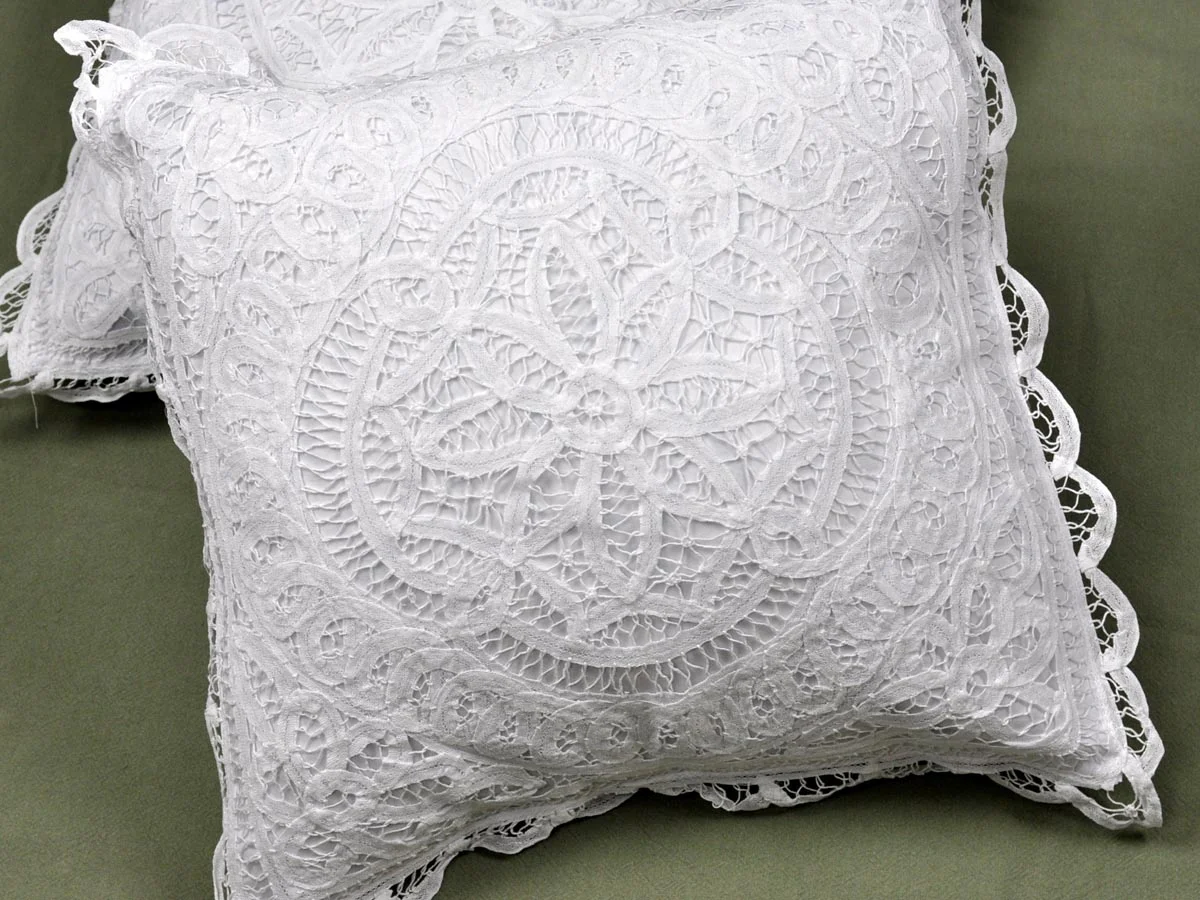 Pillow_PCUC-009.jpg