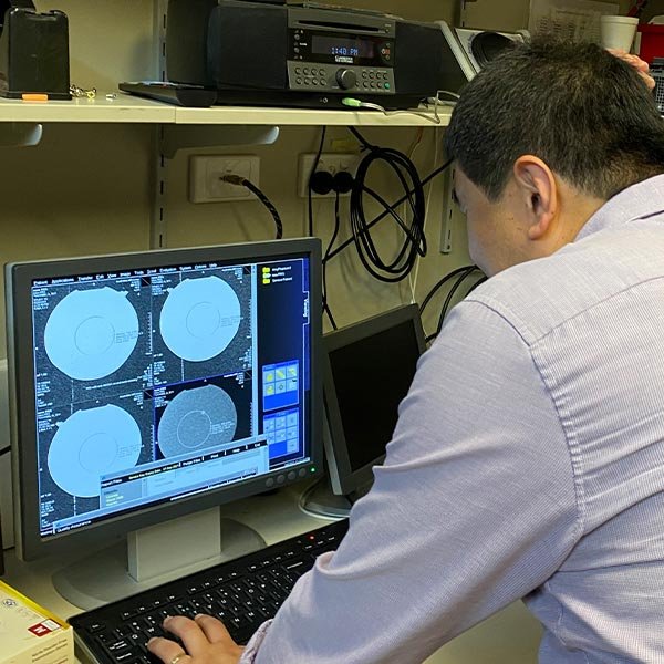 Testing MRI imaging with functional patient rotation system prototype