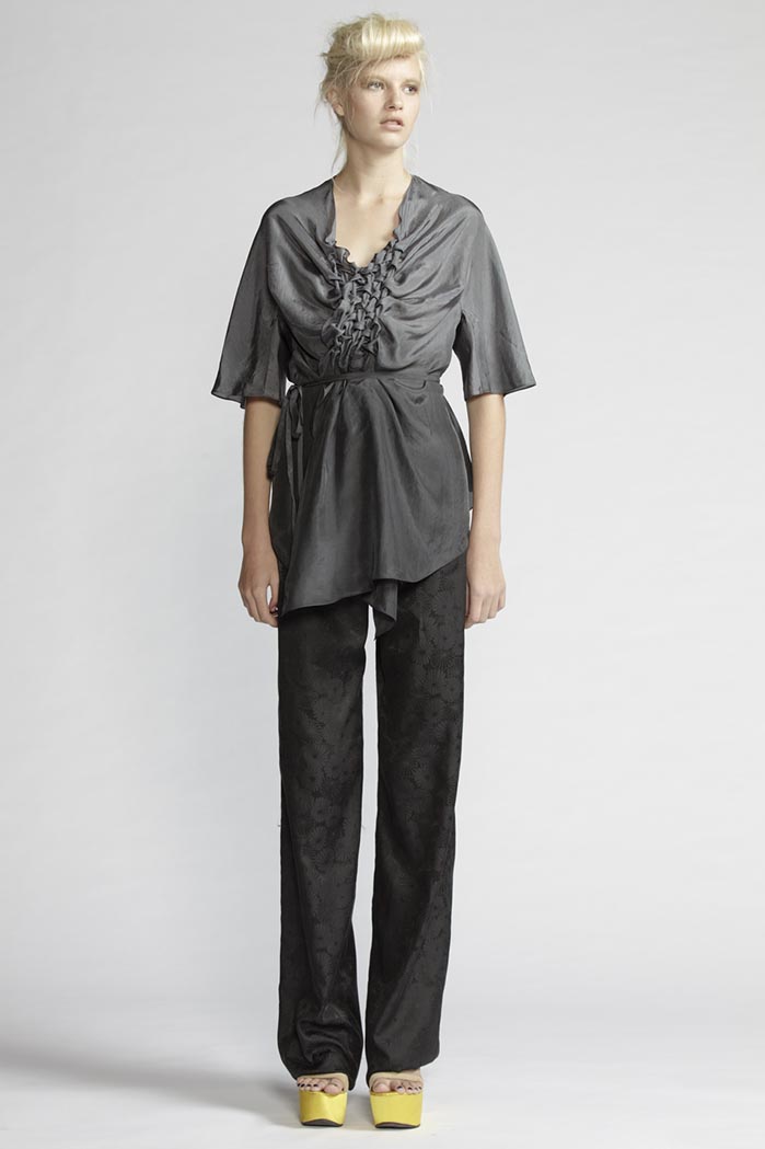   190/F21492S Origami Blouse    150/F26125 Pants  