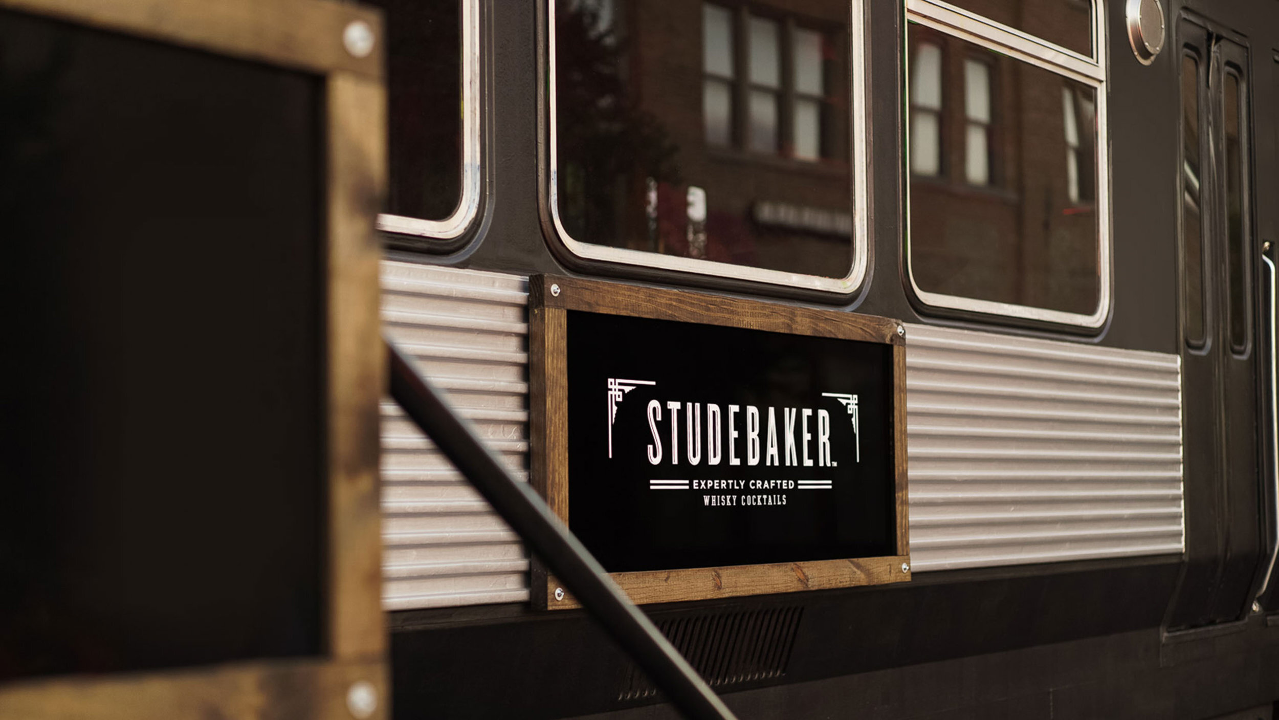 GERTRUDE-INC-Studebaker-Chicago-CTA-Train-Club-Car-08.jpg