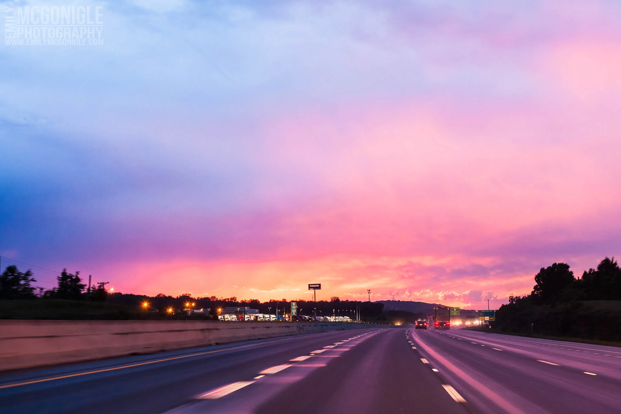 beautiful-sunset-blue-red-sky.jpg
