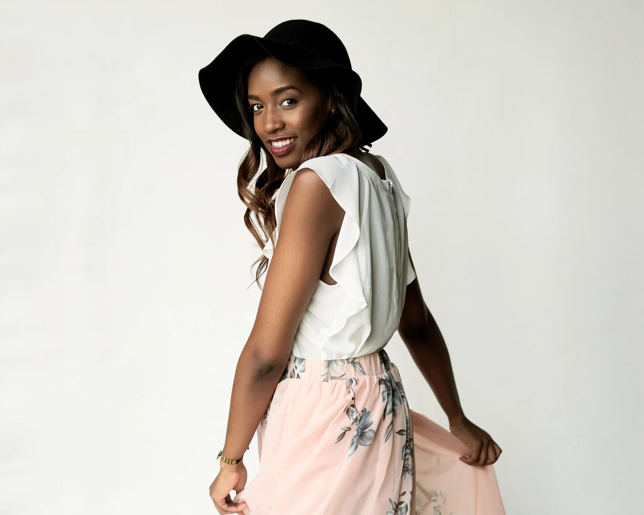 Top & Skirt: Windsor Hat: Supplied by Elon