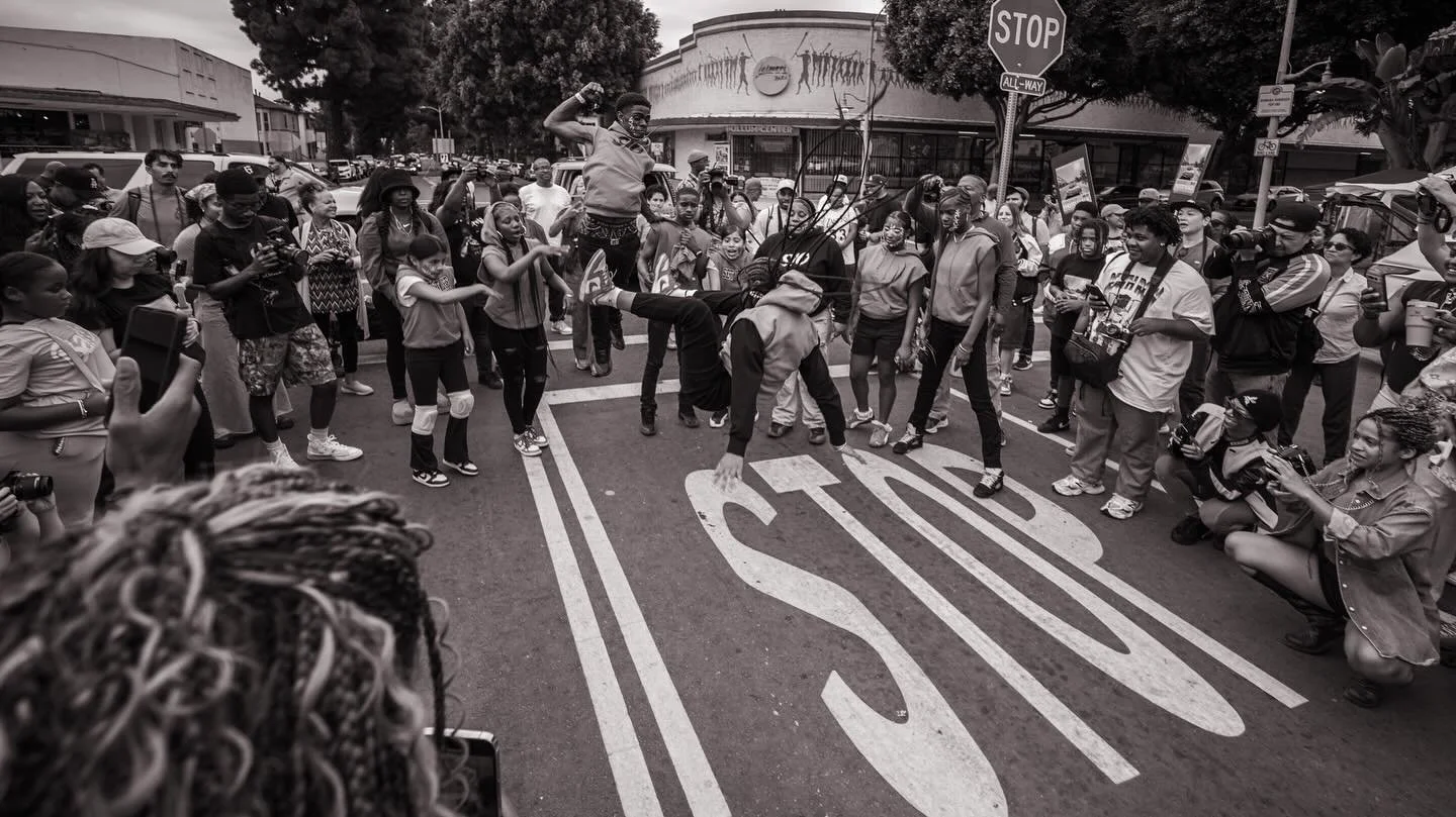 Had an amazing time at the photo walk today with @the85mil and @zaymonae I ran to my computer to start editing these photos. Having a you got served moment in streets was not on my list lol 😂. Stay tuned for more photos from the day #crenshawphotowa