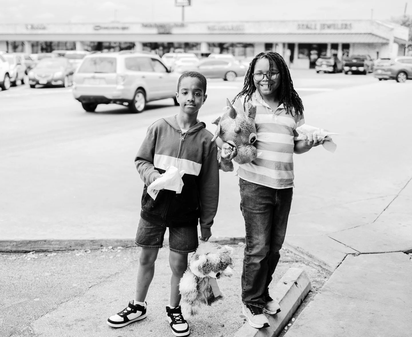 5K ✔️ Bestie ✔️ Arcade ✔️ Robots ✔️
Safe to say Morgan had an epic weekend. #fatherson #framedbyfrancois #qualitytime