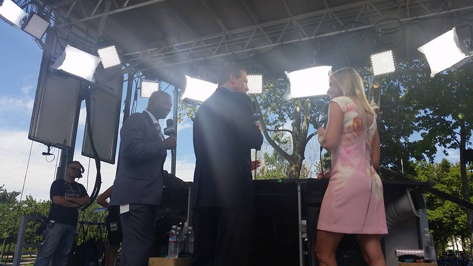 Anson Carter, Jeremy Roenick, and Kathryn Tappen provide commentary for NBC in front of the Shark Tank in the hours before puck drop.