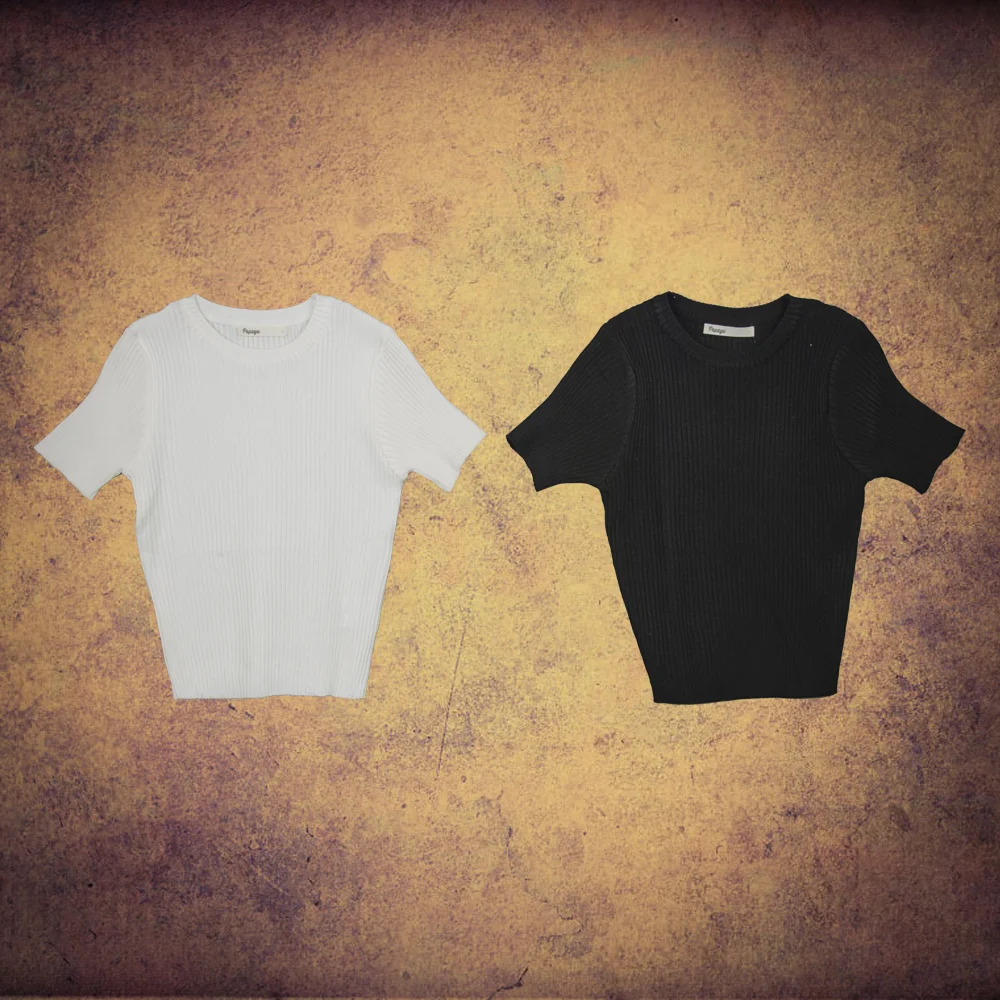 Simple Fitted Crop Top