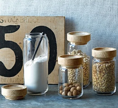 decoist.com-Storagejars-wood-and-glass.jpg