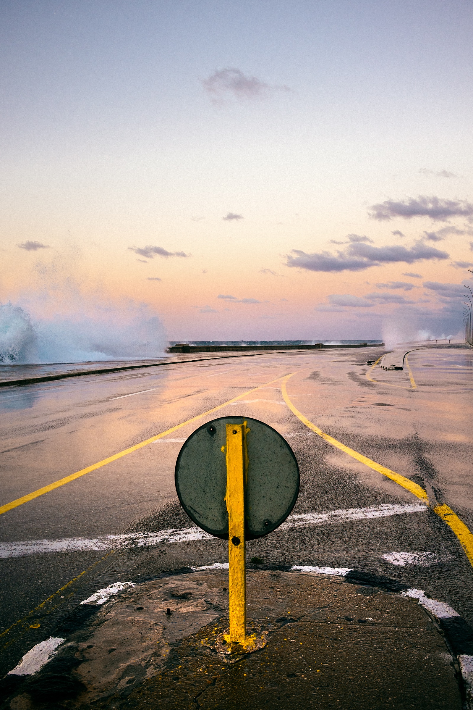 cuban_malecon_01.jpg