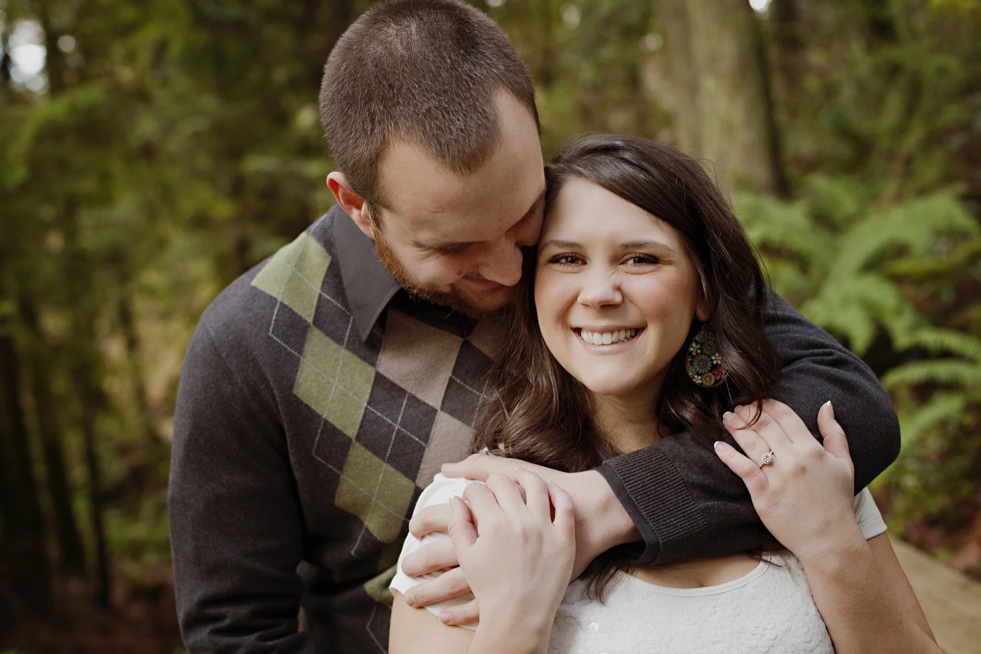 engagement-637788_1920.jpeg
