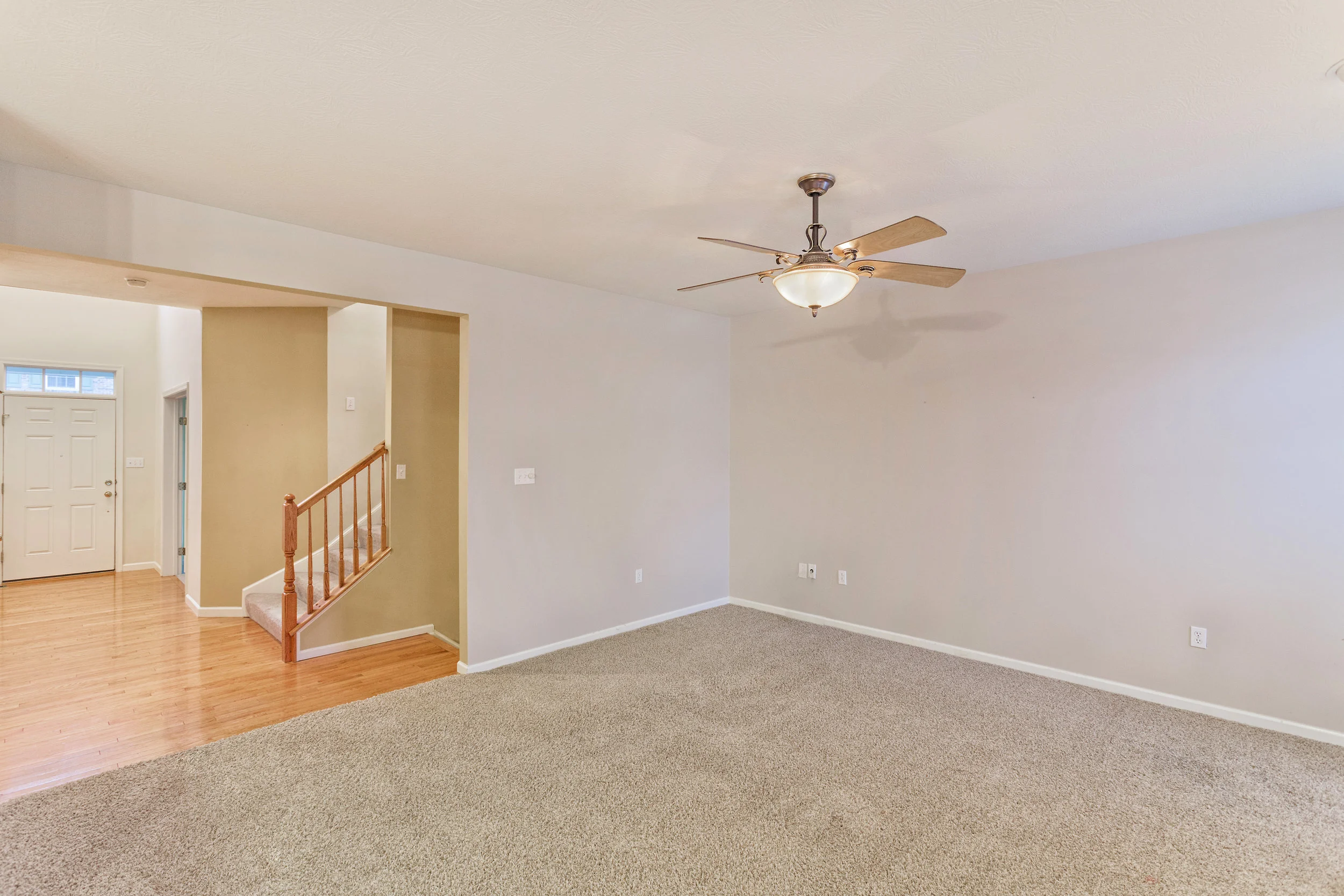 217_Park_Square_Lane_HL_013.jpg